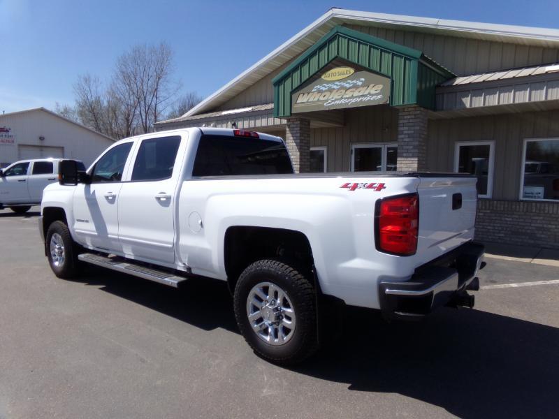 Chevrolet Silverado 2500HD LT Crew Cab Short Box 4WD 2019