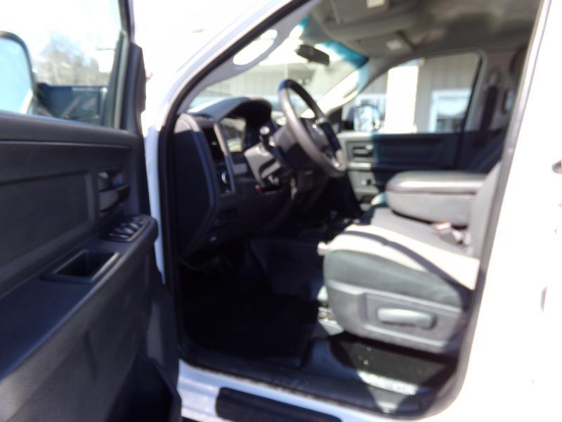 Dodge Ram 4500 Crew Cab 4WD 2012