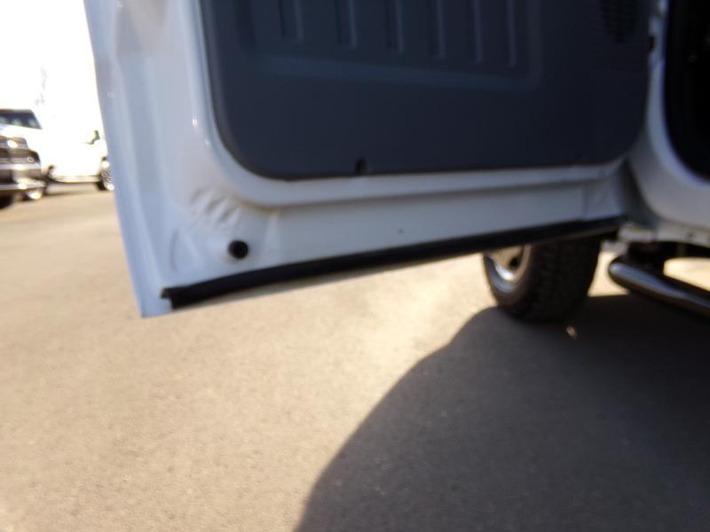 Ford F-350 SD XL Crew Cab Long Bed DRW 4WD 2011