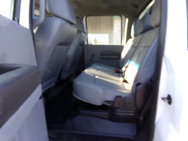 Ford F-350 SD XL Crew Cab Long Bed DRW 4WD 2011