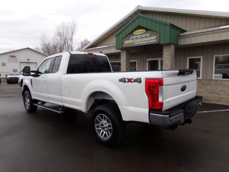 Ford F-250 SD Lariat SuperCab Long Bed 4WD 2017