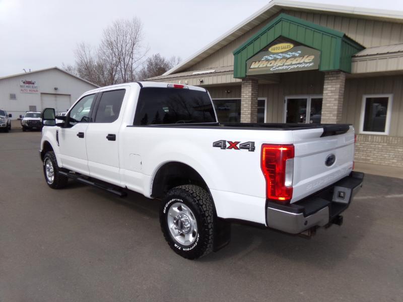 Ford F-250 SD XLT Crew Cab 4WD 2019
