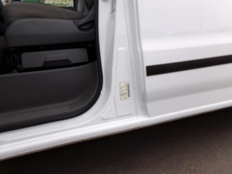 Nissan NV Cargo 2500 HD SV V8 High Roof 2021