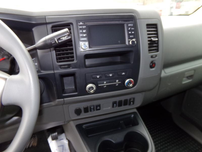 Nissan NV Cargo 2500 HD SV V8 High Roof 2021