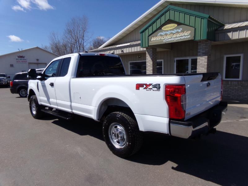 Ford F-250 SD XLT SuperCab Long Bed 4WD 2022