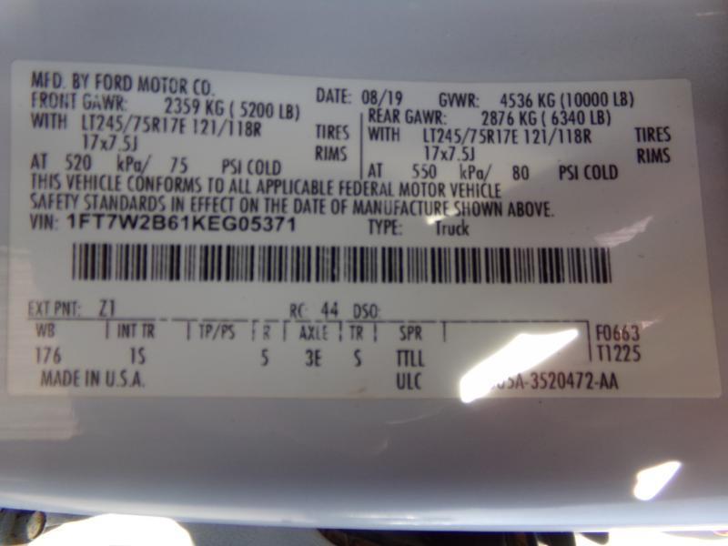 Ford F-250 SD XL Crew Cab Long Bed 4WD 2019