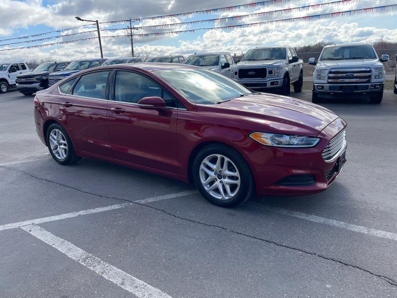 Ford Fusion SE 2015