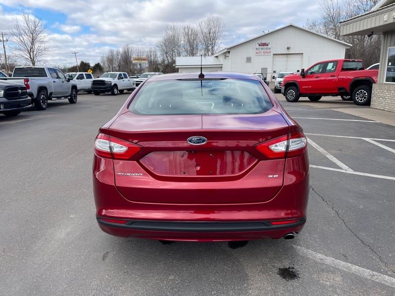Ford Fusion SE 2015