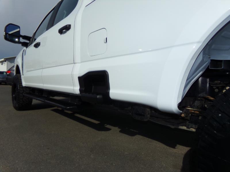 Ford F-250 SD XL Crew Cab Long Bed 4WD 2023