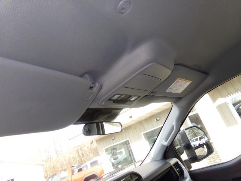 Ford F-250 SD XL Crew Cab Long Bed 4WD 2023