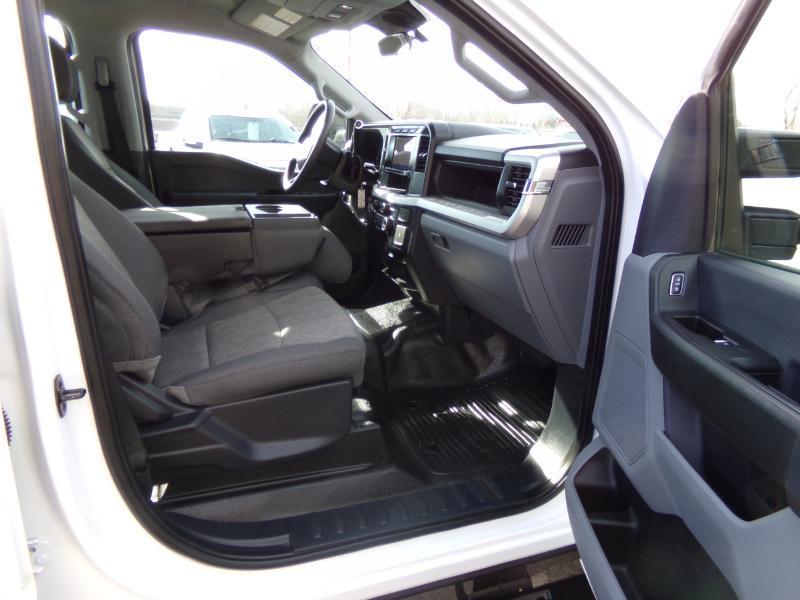 Ford F-250 SD XL Crew Cab Long Bed 4WD 2023