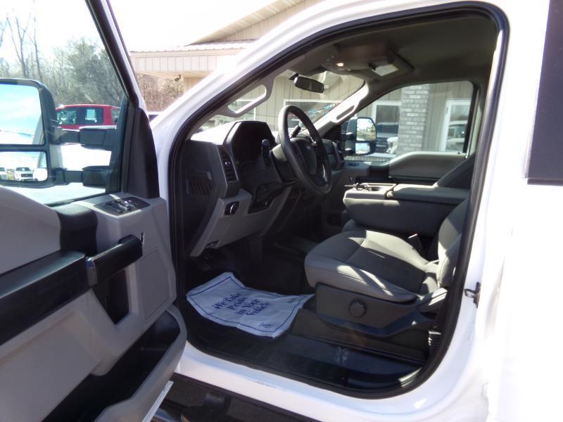 Ford F-350 SD XL Crew Cab Long Bed DRW 4WD 2020