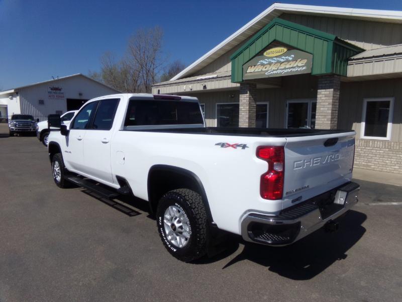 Chevrolet Silverado 2500HD LT Crew Cab Long Box 4WD 2023
