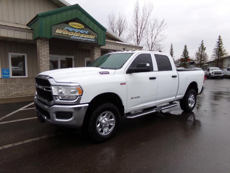 RAM 2500 Tradesman Crew Cab SWB 4WD 2022