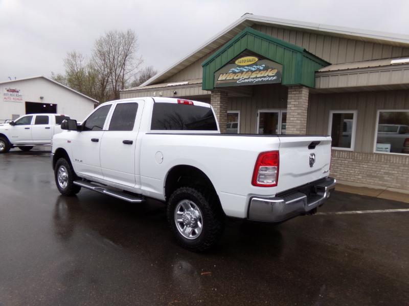 RAM 2500 Tradesman Crew Cab SWB 4WD 2022