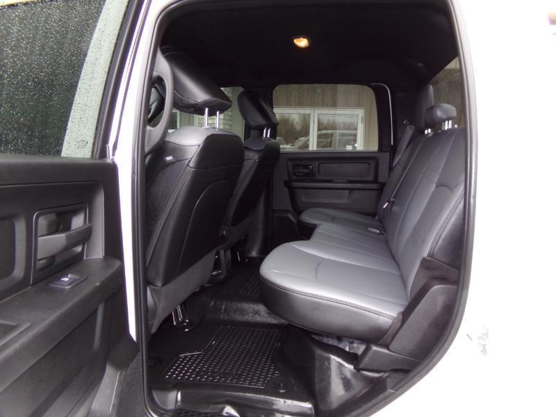 RAM 2500 Tradesman Crew Cab SWB 4WD 2022