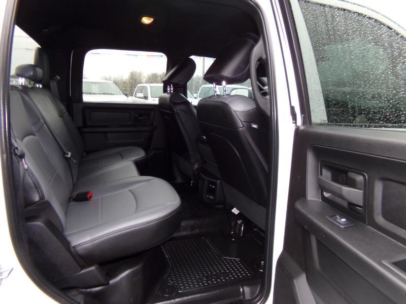 RAM 2500 Tradesman Crew Cab SWB 4WD 2022