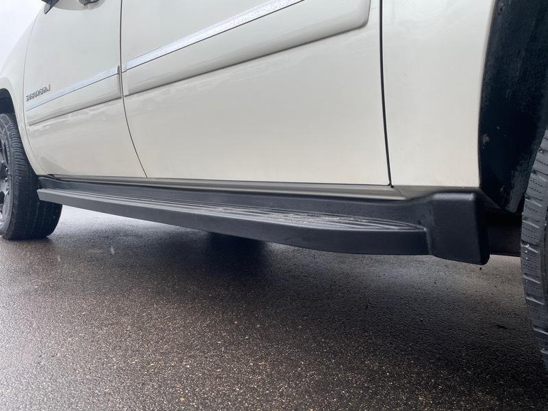 Chevrolet Suburban LTZ 1500 4WD 2012