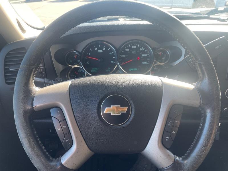 Chevrolet Silverado 2500HD LT Crew Cab 4WD 2013