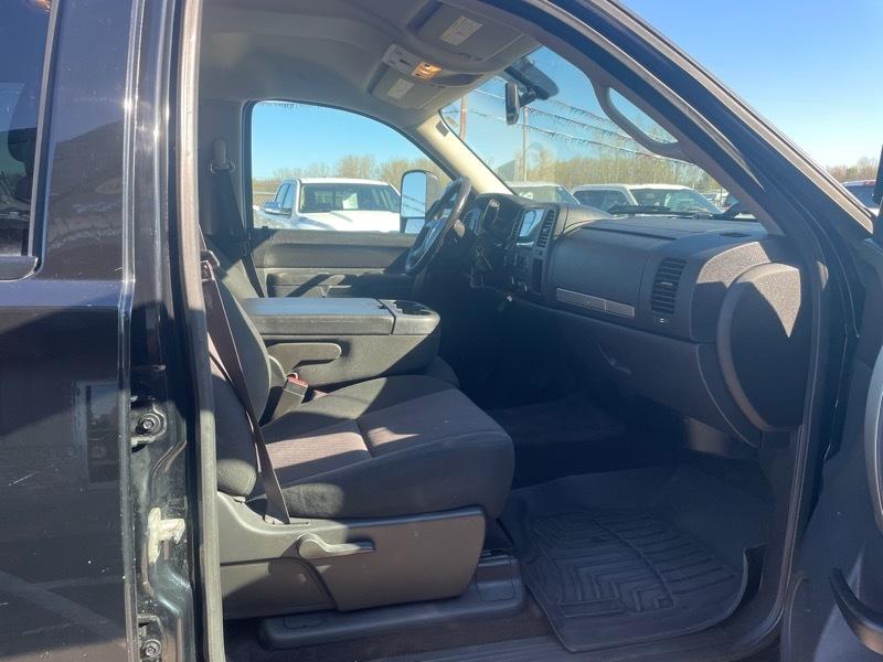 Chevrolet Silverado 2500HD LT Crew Cab 4WD 2013