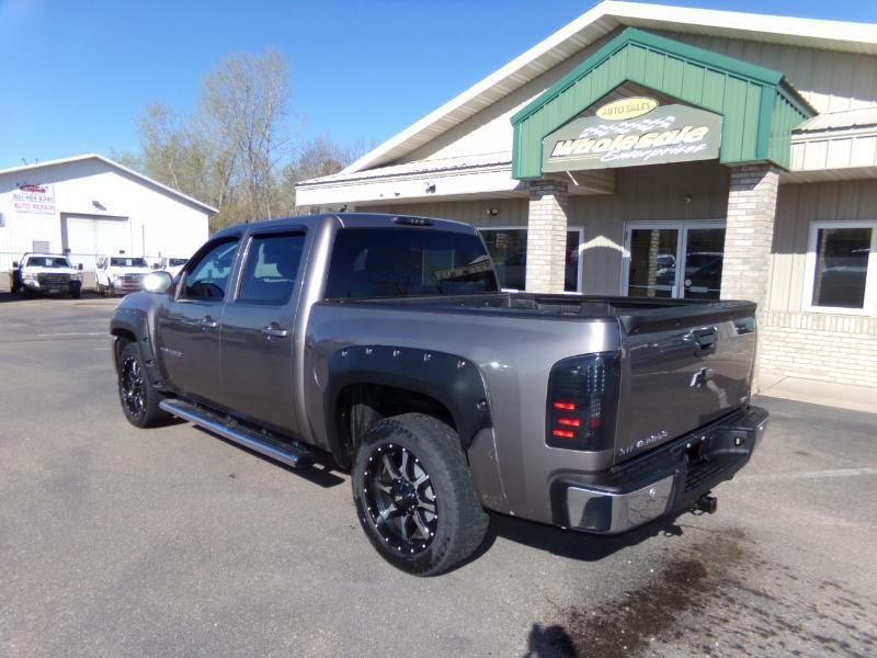 Chevrolet Silverado 1500 LTZ Crew Cab 4WD 2012
