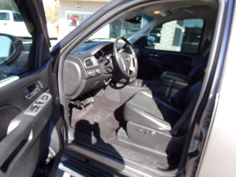 Chevrolet Silverado 1500 LTZ Crew Cab 4WD 2012