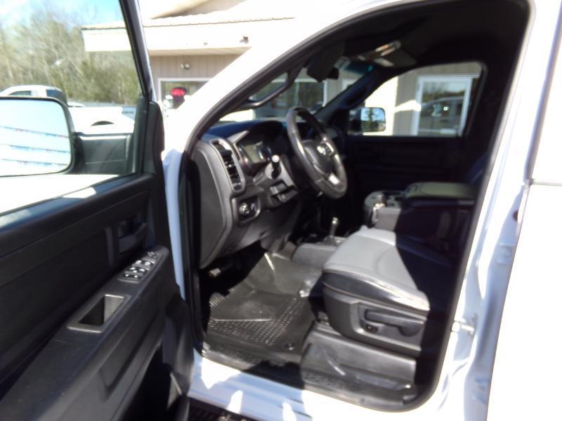 RAM 2500 Tradesman Crew Cab SWB 4WD 2022