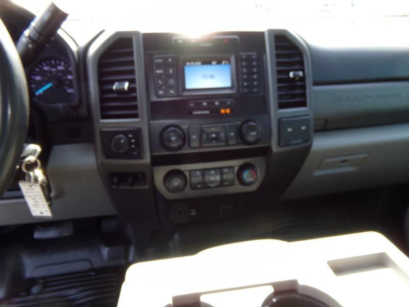 Ford F-350 SD XL Crew Cab Long Bed DRW 4WD 2020