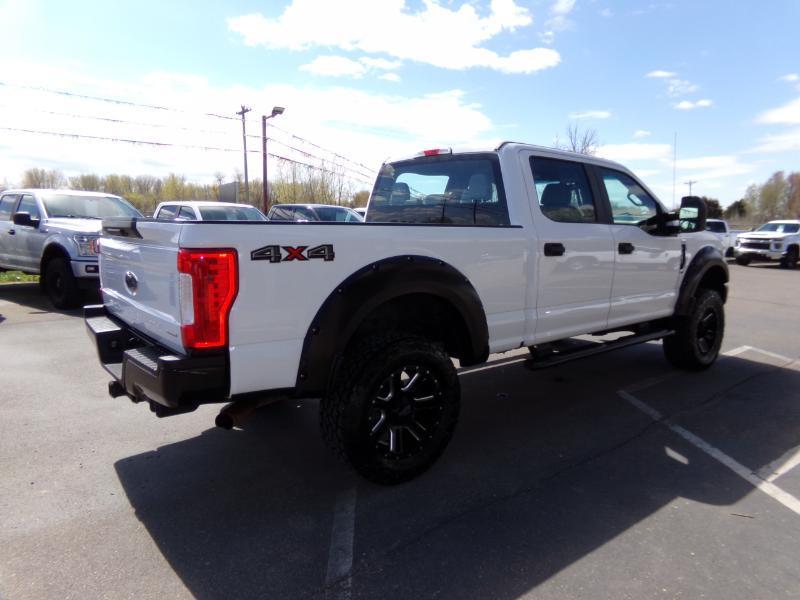 Ford F-350 SD XL Crew Cab 4WD 2017