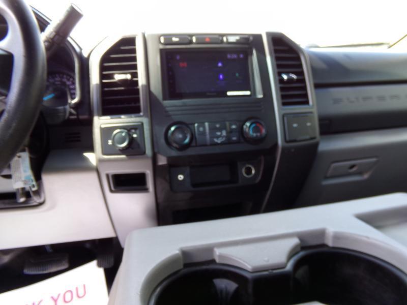 Ford F-350 SD XL Crew Cab 4WD 2017