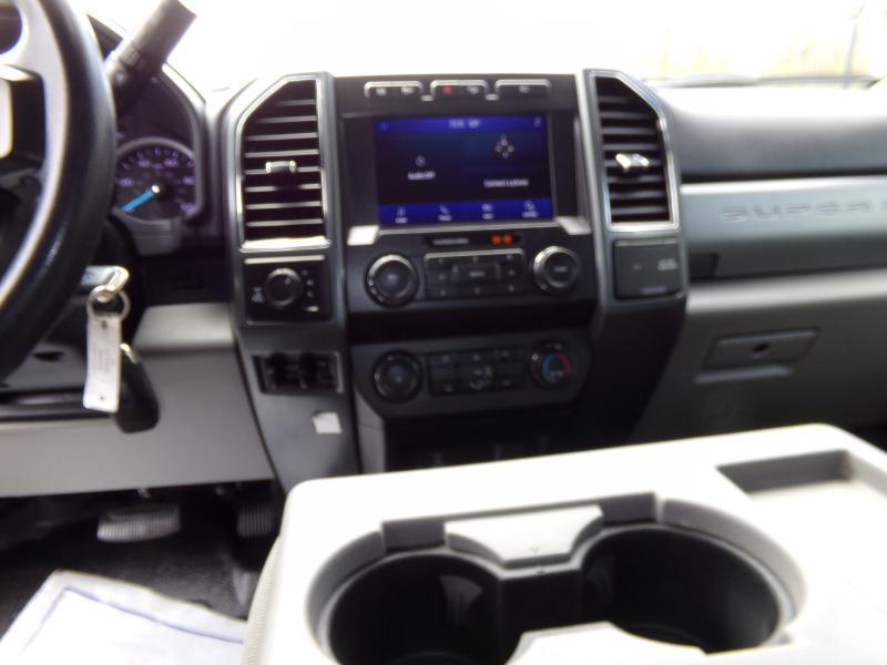 Ford F-350 SD XLT Crew Cab Long Bed 4WD 2022