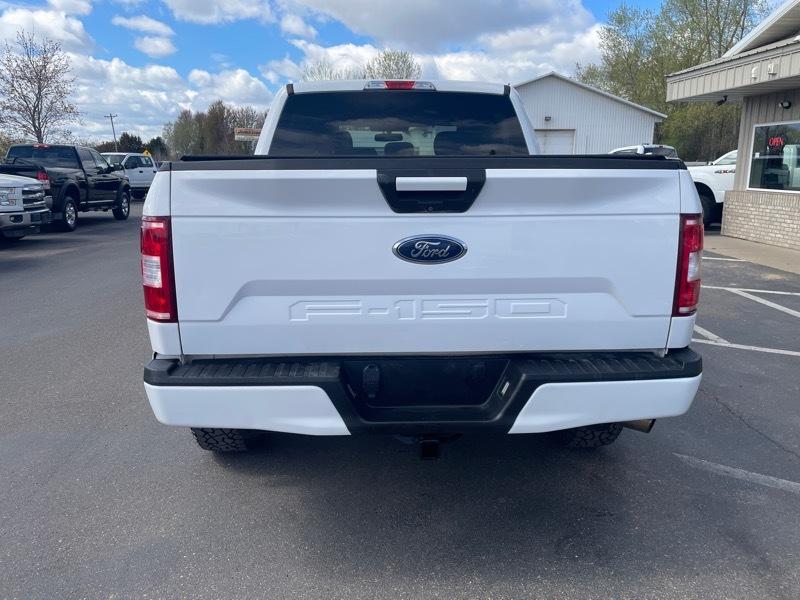 Ford F-150 4WD SuperCrew 145" XLT 2018
