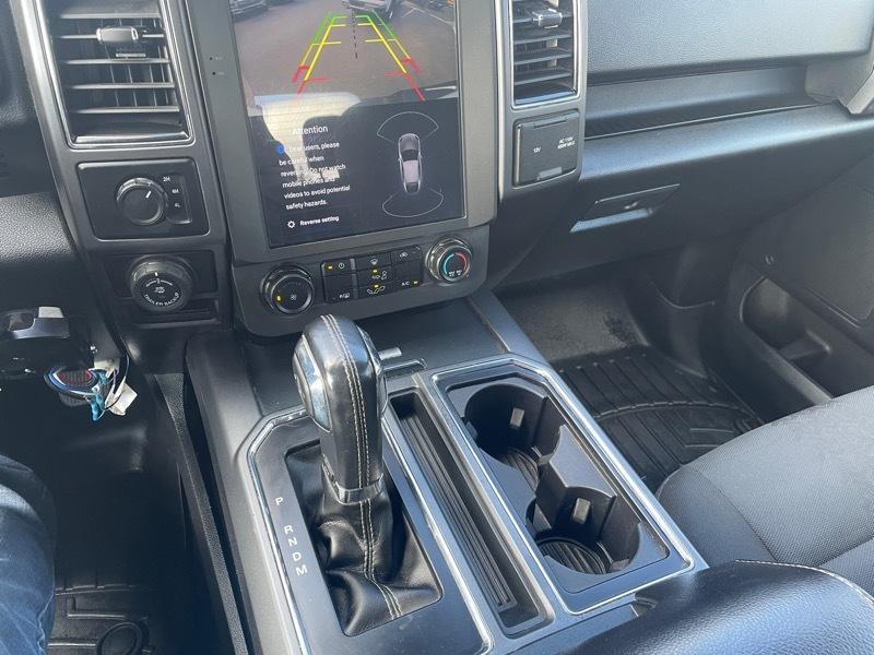 Ford F-150 4WD SuperCrew 145" XLT 2018