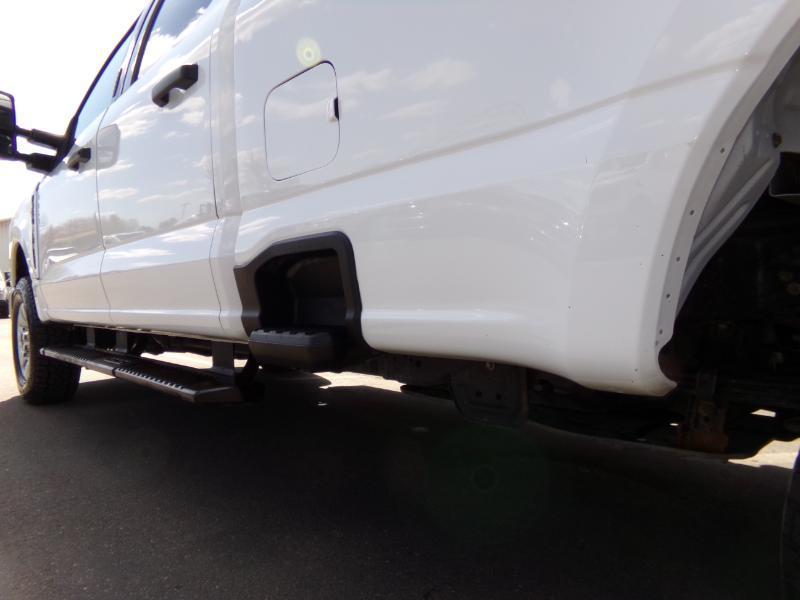 Ford F-350 SD XLT Crew Cab Long Bed 4WD 2023