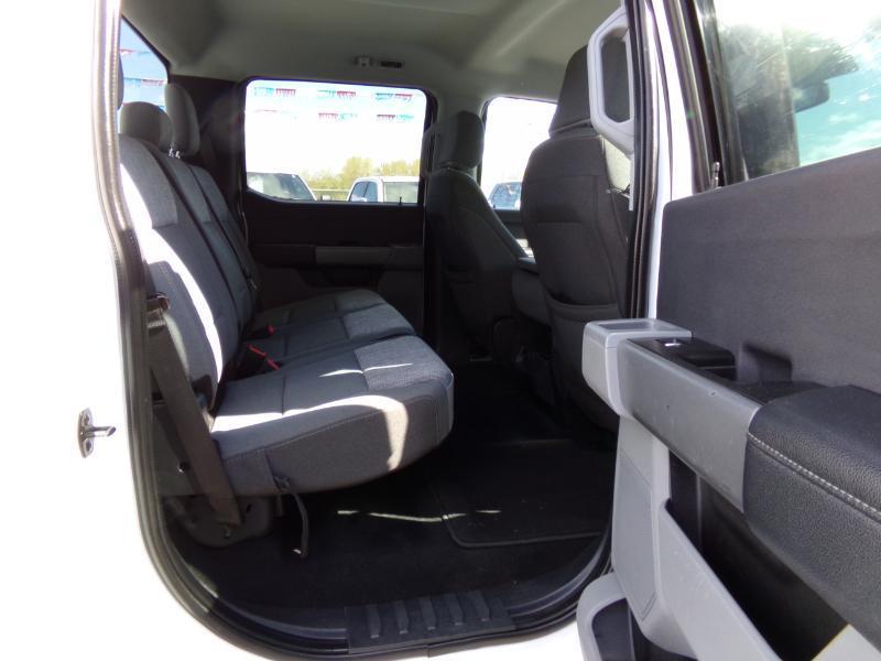 Ford F-350 SD XLT Crew Cab Long Bed 4WD 2023