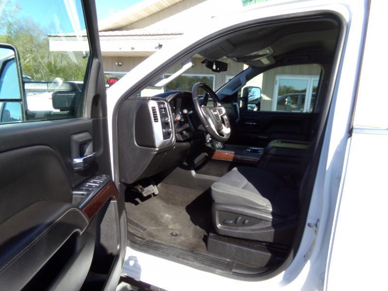 GMC Sierra 2500HD SLE Crew Cab 4WD 2017