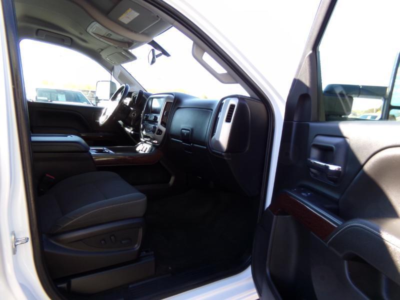 GMC Sierra 2500HD SLE Crew Cab 4WD 2017
