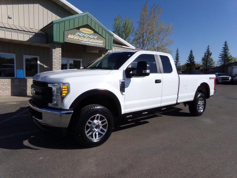 Ford F-250 SD XL SuperCab Long Bed 4WD 2017