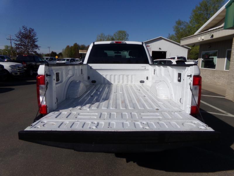 Ford F-250 SD XL SuperCab Long Bed 4WD 2017