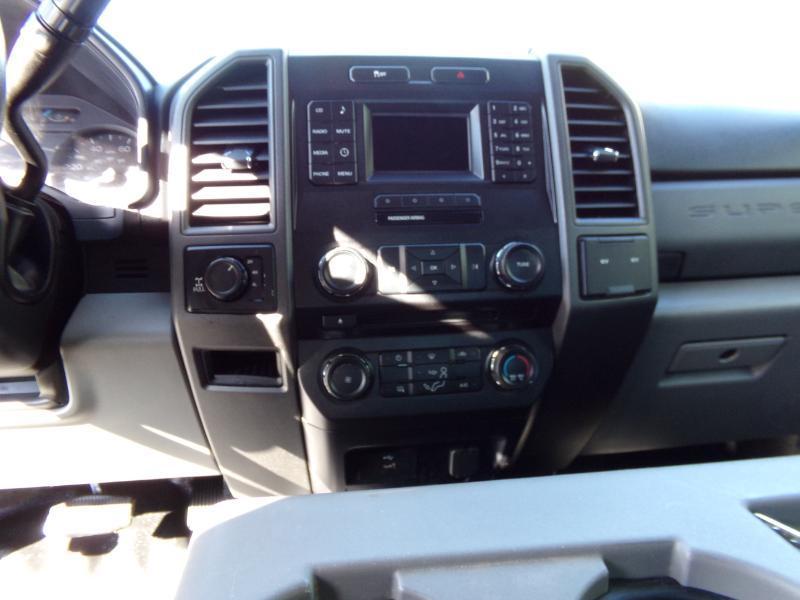 Ford F-250 SD XL SuperCab Long Bed 4WD 2017