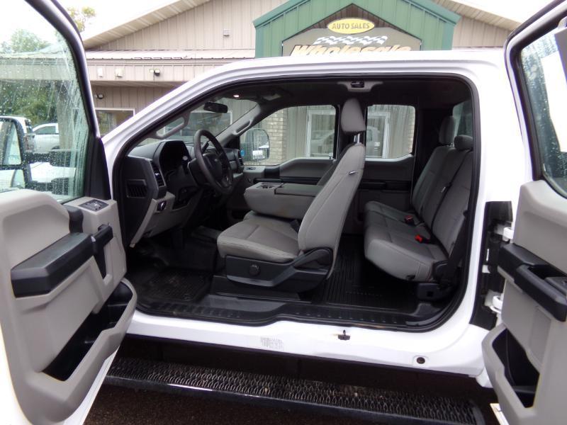 Ford F-250 SD XL SuperCab Long Bed 4WD 2020