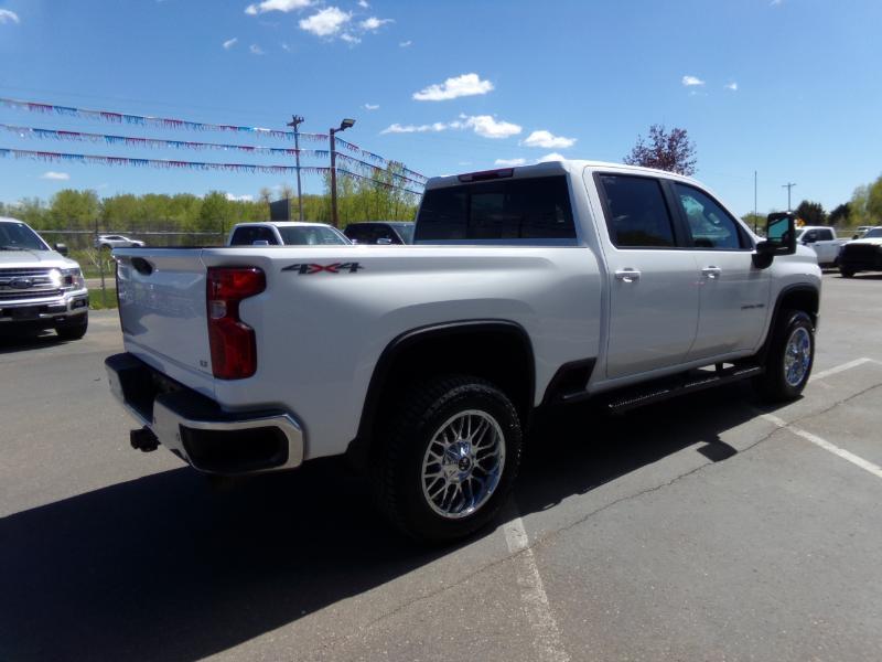Chevrolet Silverado 2500HD LT Crew Cab Short Box 4WD 2023