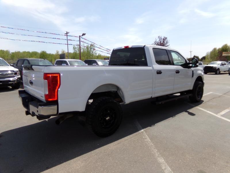 Ford F-250 SD XLT Crew Cab Long Bed 4WD 2019