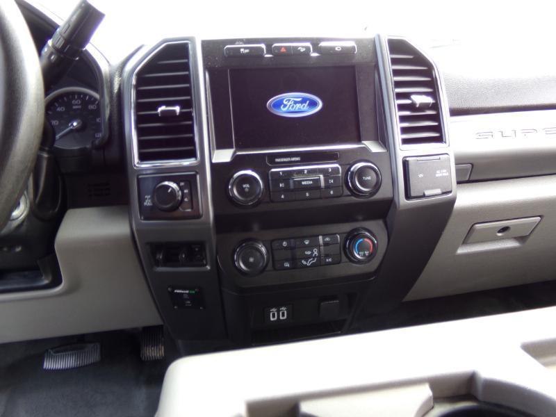 Ford F-250 SD XLT Crew Cab Long Bed 4WD 2019