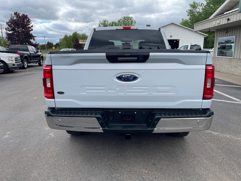 Ford F-150 4WD SuperCrew 145" XLT 2021