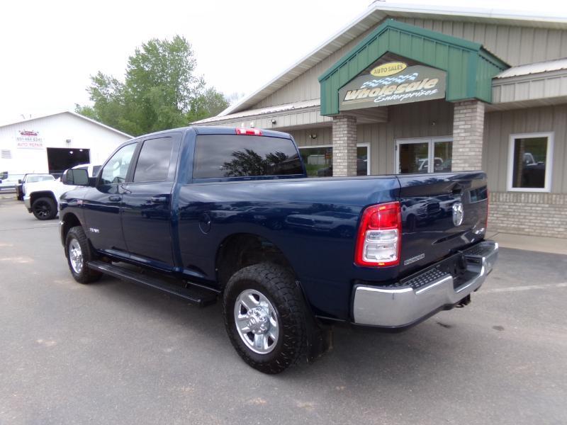 RAM 2500 Big Horn Crew Cab 4WD SWB 2022