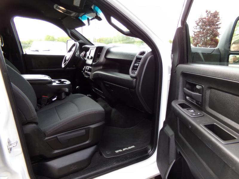 RAM 2500 Tradesman Crew Cab LWB 4WD 2024