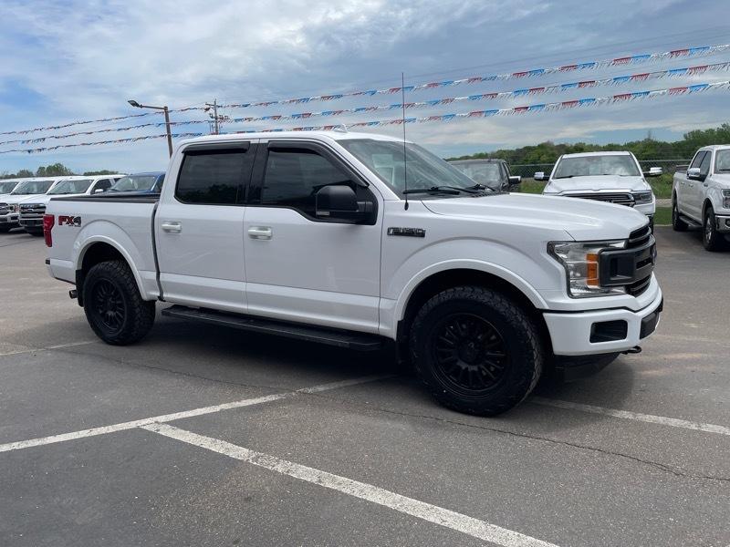 Ford F-150 4WD SuperCrew 145" XLT 2018