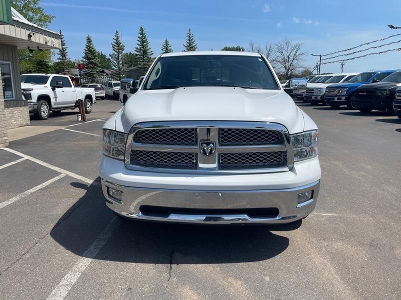 RAM 1500 4WD Crew Cab 140.5" Laramie 2011