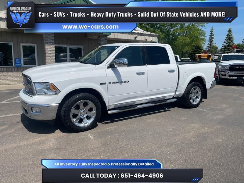 RAM 1500 4WD Crew Cab 140.5" Laramie 2011